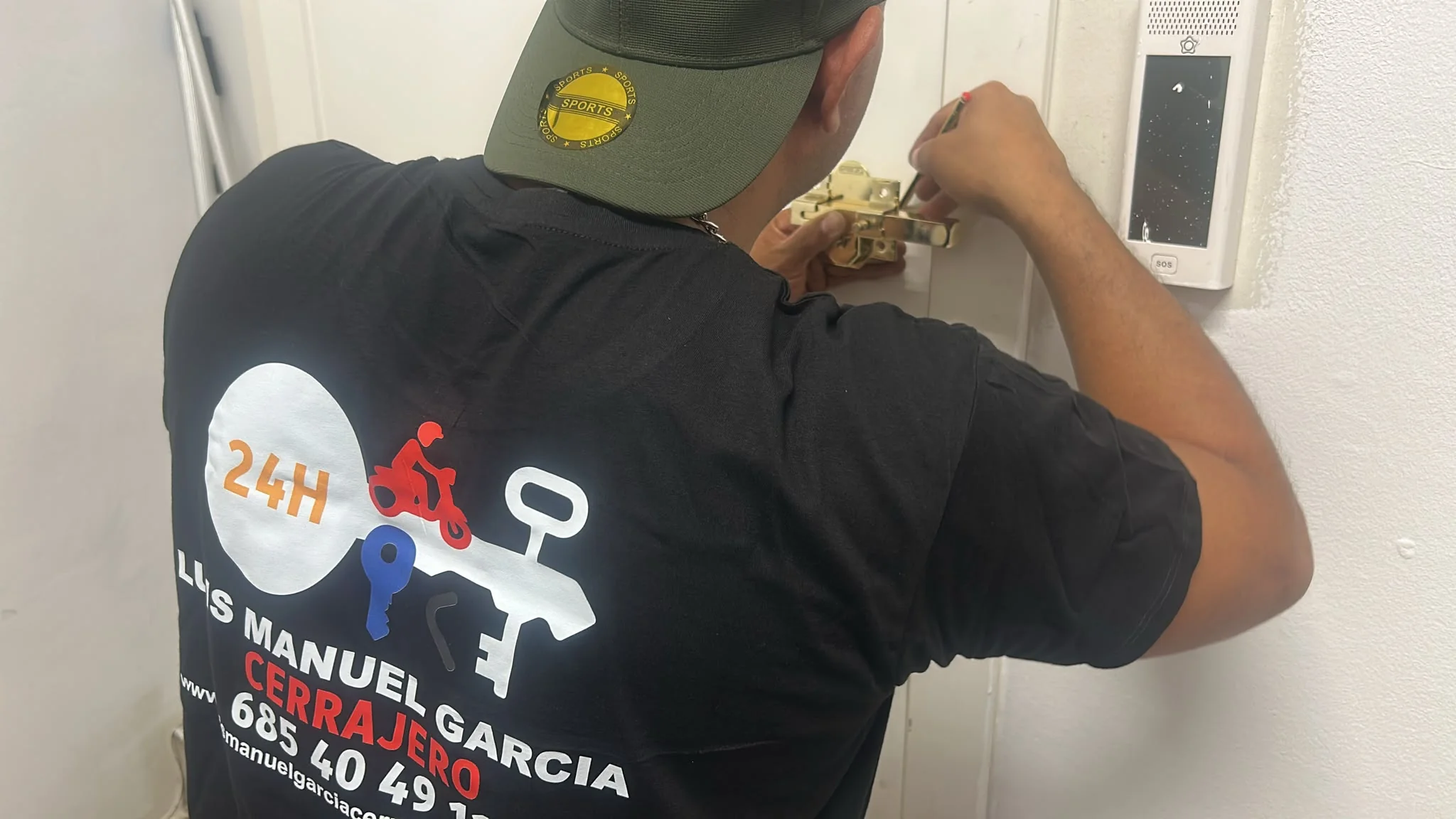 Sustitución de bombín en Manresa